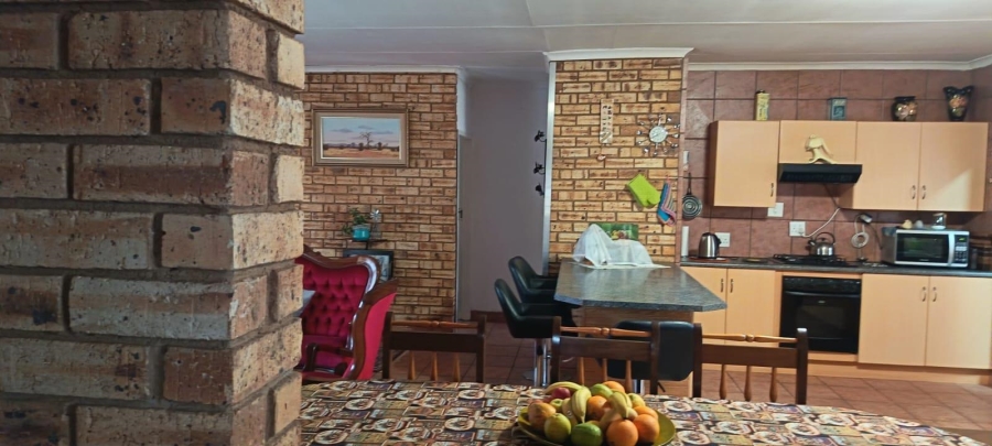 11 Bedroom Property for Sale in Rustenburg Rural North West